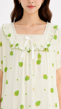 Early Berry | Green Strawberry Printed Nightgown